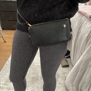 Black belt bag